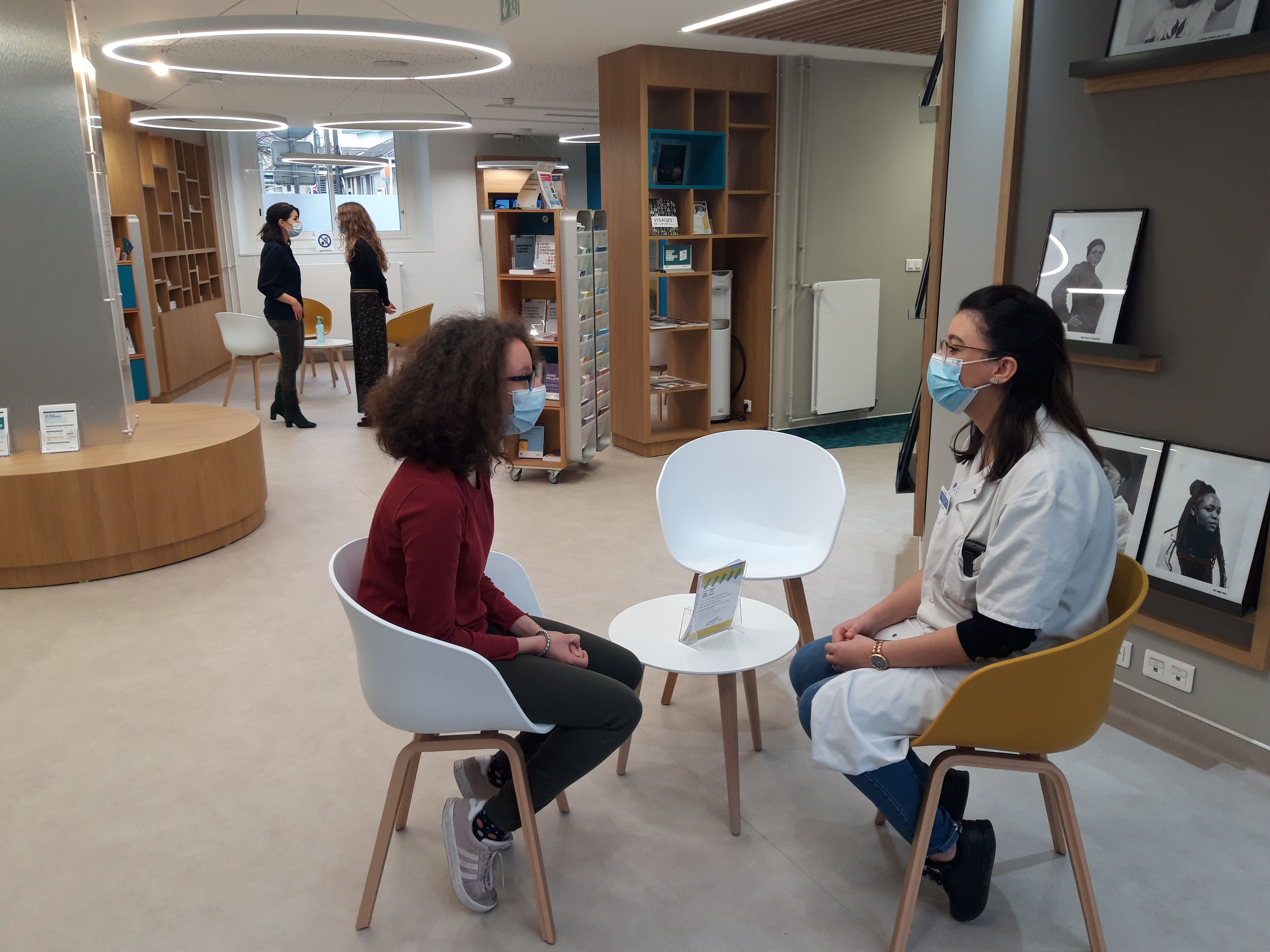 Martine Midy échange avec pro4